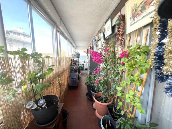 Vente                                                      Appartement
                        
                     3 pièces                      66 m2                     à Perpignan