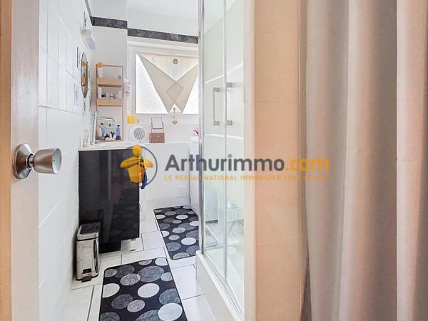 Vente                                                      Appartement
                        
                     3 pièces                      66 m2                     à Perpignan