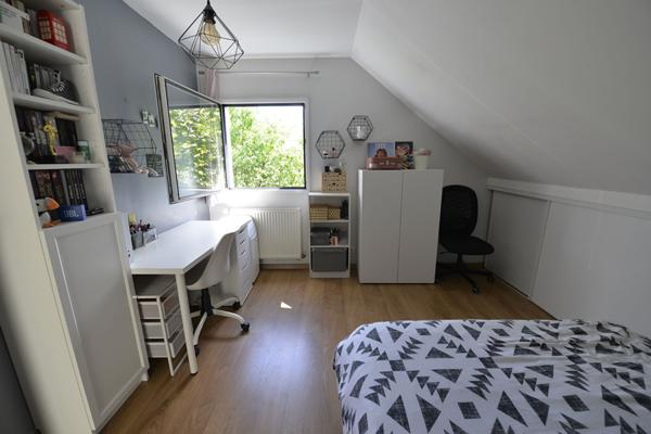 49100 ANGERS MAISON D'ARCHITECTE - 3CH - JARDIN - QUARTIER SAINT ANTOINE