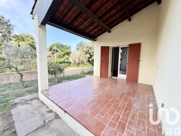 Location maison 5 pièces 122 m² Caissargues