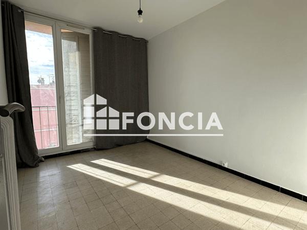 Location Appartement 4 pièces 64.72 m² - RUE DE LA CASSINE Toulon 83200