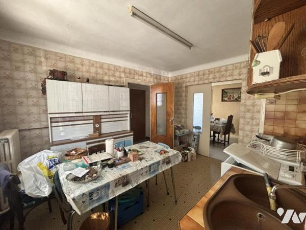 MAISON 3 CHAMBRES A RENOVER