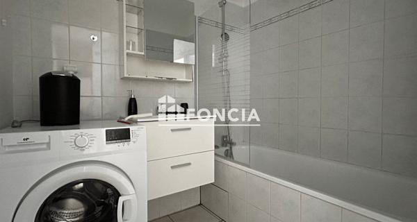 Location Appartement meublé 3 pièces 70.45 m² - Villeurbanne 69100