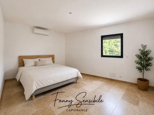 MAISON CONTEMPORAINE 140 M² – 4 CHAMBRES – PISCINE – TERRAIN 2 000 M² – GRAND GARAGE