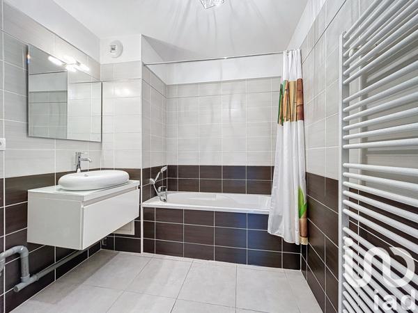 Appartement à vendre 2 pièces 47 m² Saint-André-lez-Lille