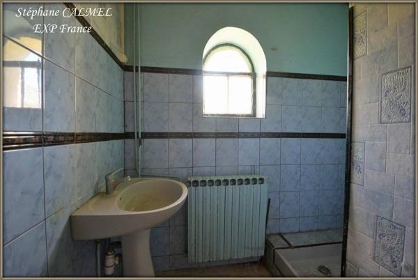 Maison de charme avec piscine à Saint-Nexans, France