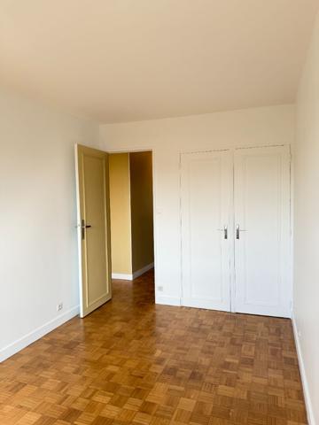 Grand 3 pièces lumineux 72.17m² avec balcon 1790€ CC - RER A -St Maur Créteil