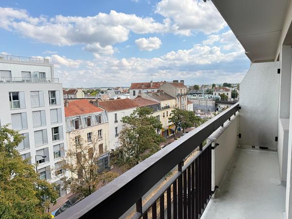 Grand 3 pièces lumineux 72.17m² avec balcon 1790€ CC - RER A -St Maur Créteil