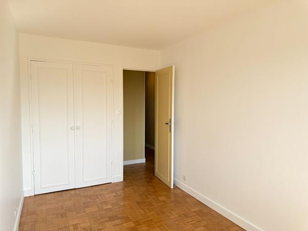 Grand 3 pièces lumineux 72.17m² avec balcon 1790€ CC - RER A -St Maur Créteil