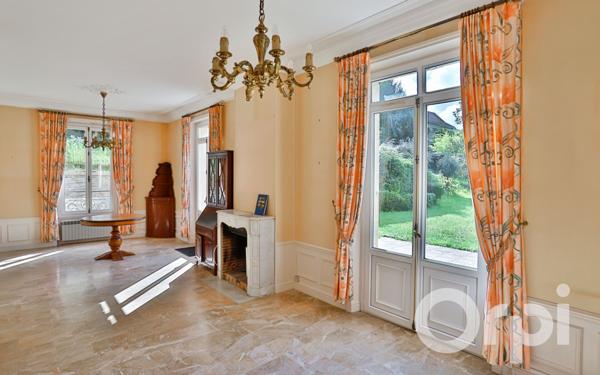 Maison à vendre    7 pièces •  Chaumont-en-Vexin