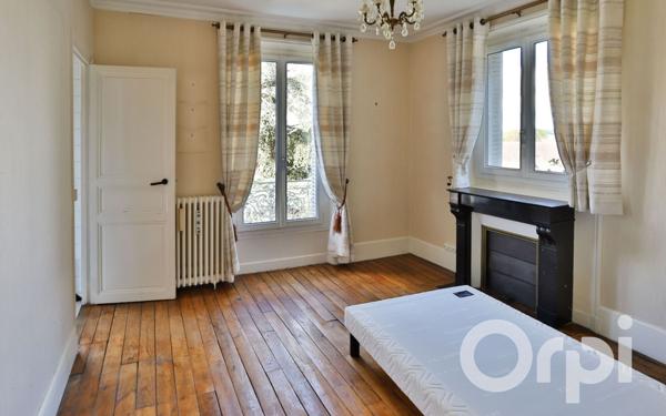 Maison à vendre    7 pièces •  Chaumont-en-Vexin