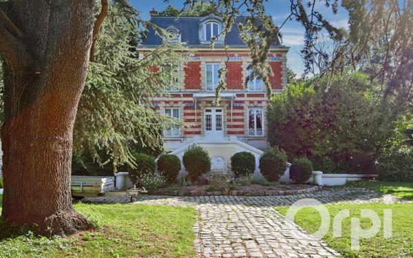 Maison à vendre    7 pièces •  Chaumont-en-Vexin