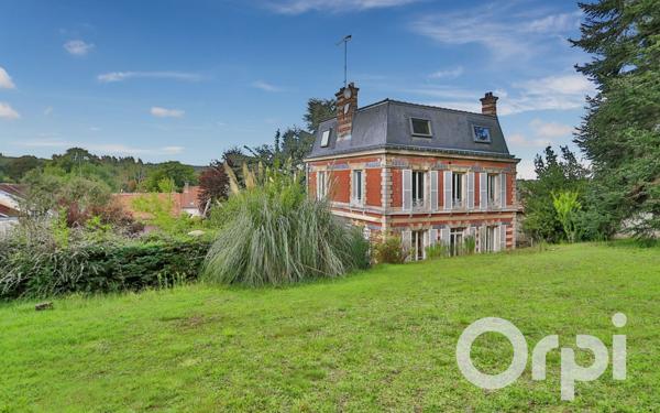 Maison à vendre    7 pièces •  Chaumont-en-Vexin