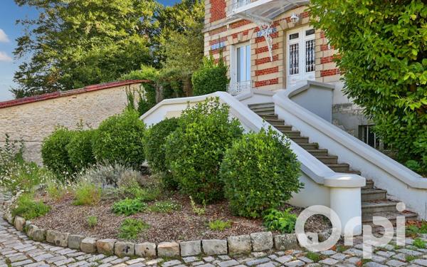 Maison à vendre    7 pièces •  Chaumont-en-Vexin