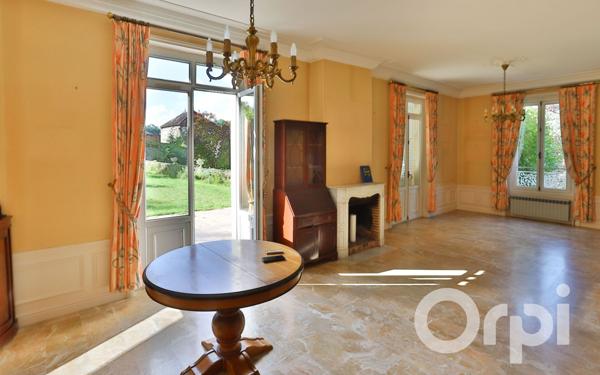 Maison à vendre    7 pièces •  Chaumont-en-Vexin