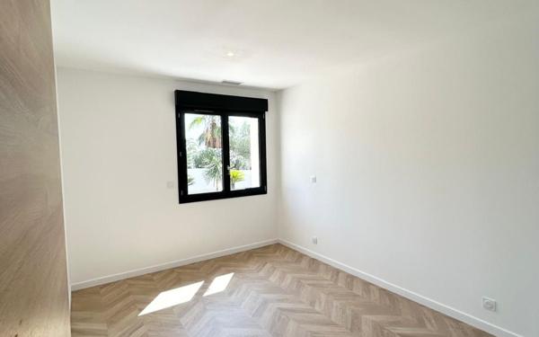 Maison à vendre    5 pièces • 175 m2 Balaruc-les-Bains