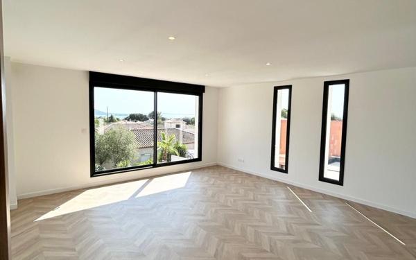 Maison à vendre    5 pièces • 175 m2 Balaruc-les-Bains