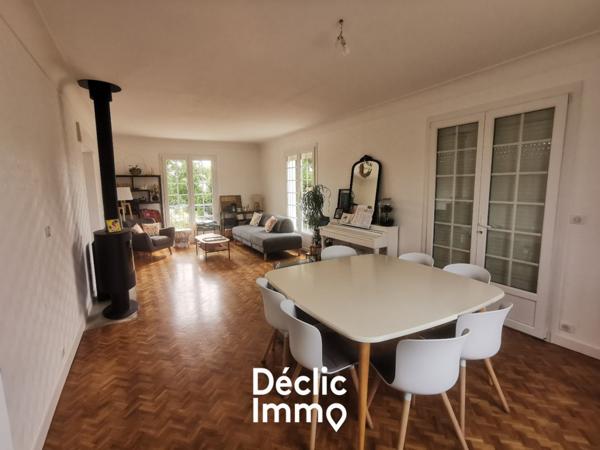 Vente maison individuelle Vouille, 205m² 1780m² 8 pièces 394 000€
