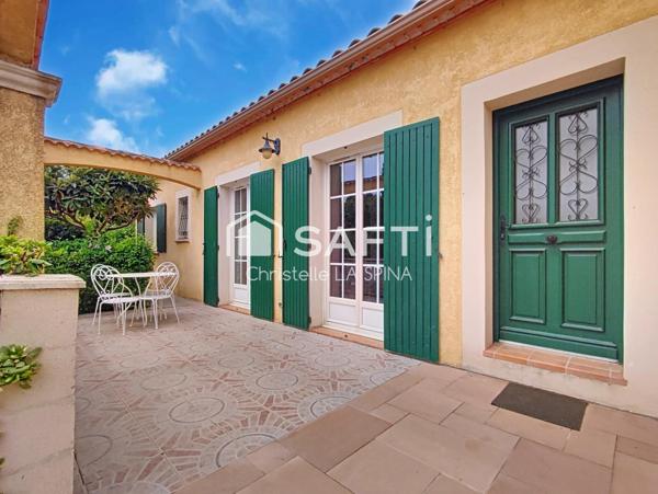 Maison de plain-pied avec jardin arboré et piscinable