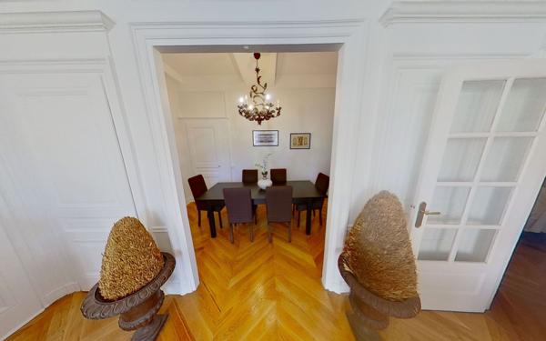 Appartement à vendre    4 pièces • 134 m2 Lyon 1