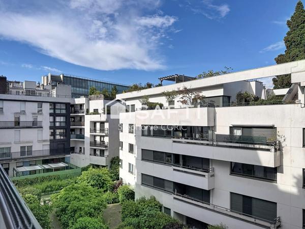 2 PIÈCES AVEC BALCON - RÉSIDENCE DE 2006 - CALME