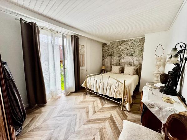 Maison avec une cour 110 m², 5 chambres