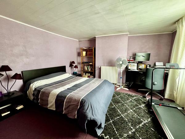 Maison avec une cour 110 m², 5 chambres