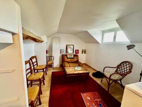 Maison avec une cour 110 m², 5 chambres