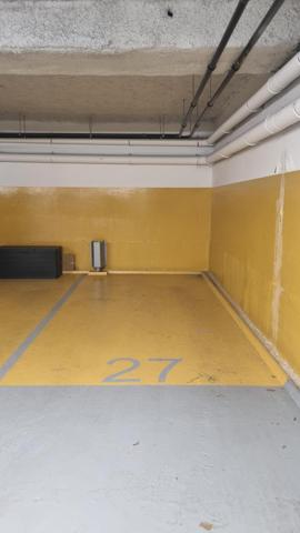 A VENDRE PLACE DE PARKING RUE MARCEL BONTEMPS BOULOGNE.