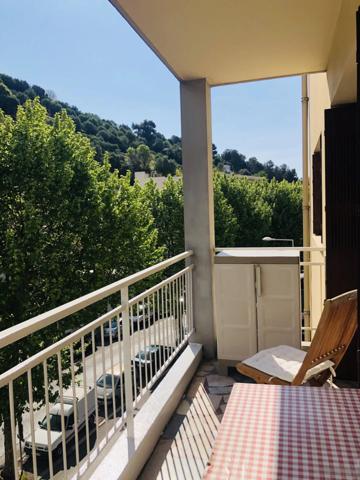 Vente Appartement 4 pièces 74 m2 à Nice