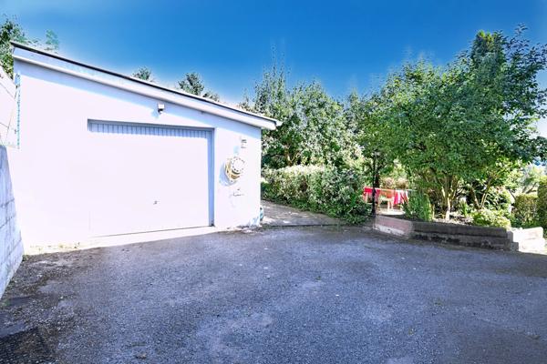 Maison mitoyenne d’un seul côté à Mont-Saint-Martin – 70 m² + garage aménagé en appartement