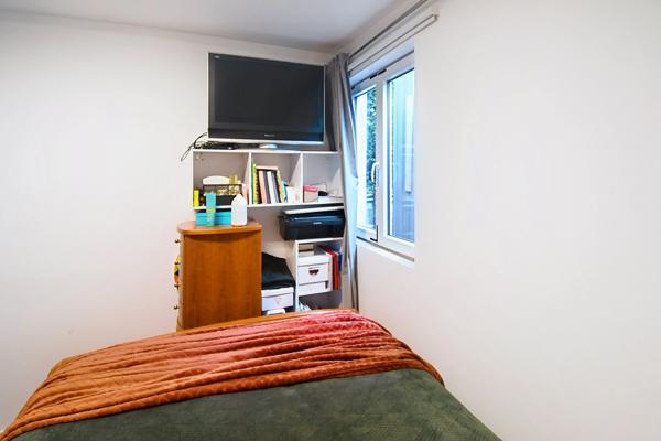 Maison mitoyenne d’un seul côté à Mont-Saint-Martin – 70 m² + garage aménagé en appartement