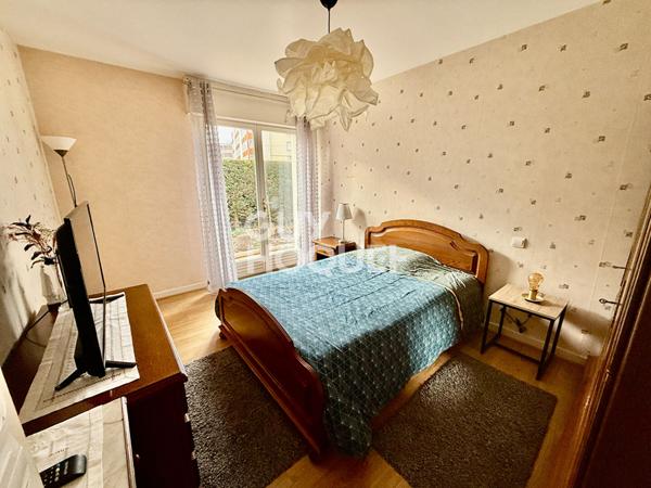 GERZAT - MAISON PLAIN PIED 109 M², T5, DOUBLE GARAGE ET JARDIN