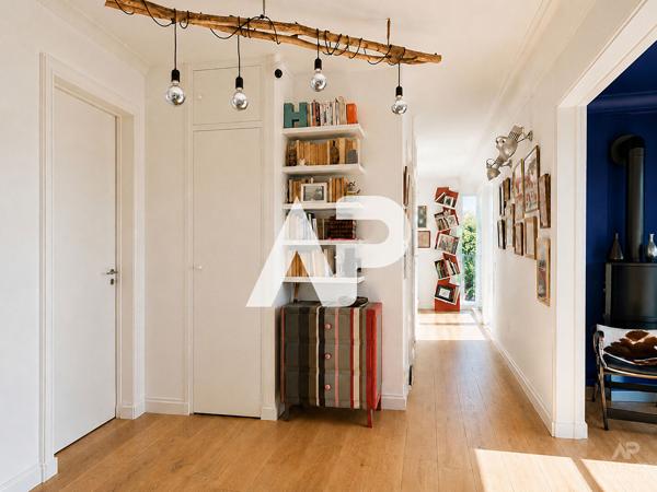 Appartement Rueil Malmaison 4 pièce(s) 107.87 m2 570 000 € **  - Référence  19872