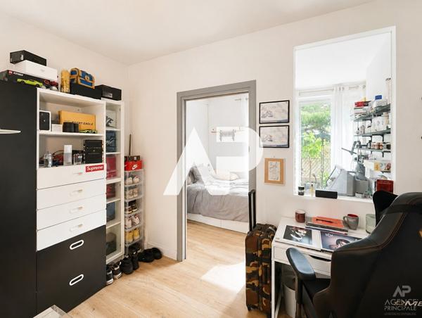 Appartement Rueil Malmaison 4 pièce(s) 107.87 m2 570 000 € **  - Référence  19872