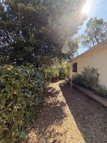 Vente                                                      Terrain
                        
                                         465 m2                     à Fréjus