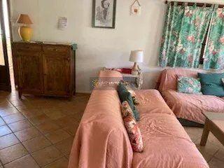 Vente                                                      Terrain
                        
                                         465 m2                     à Fréjus