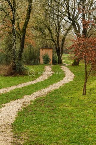 Terrain de loisirs de 10 885 m²