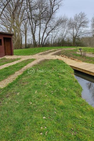 Terrain de loisirs de 10 885 m²