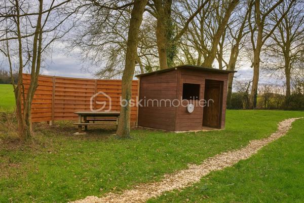 Terrain de loisirs de 10 885 m²