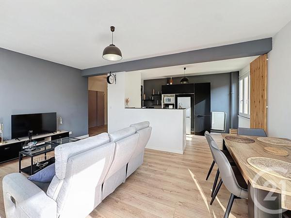 Appartement T4 à vendre  5 pièces - 94,42 m2 LE PUY EN VELAY - 43