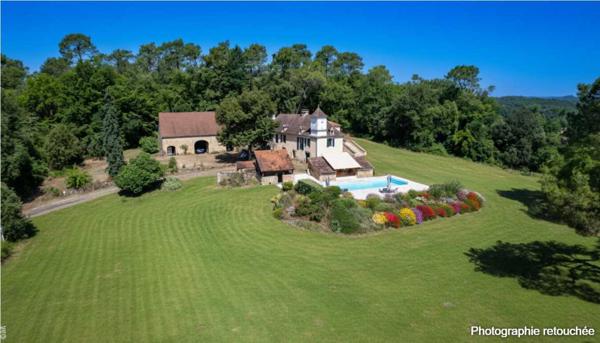 Maison ancienne - Gourdon EXCLUSIVITÉ – Propriété de caractère avec gîte, piscine et dépendances sur 1,6 hectare – Secteur Gourdon