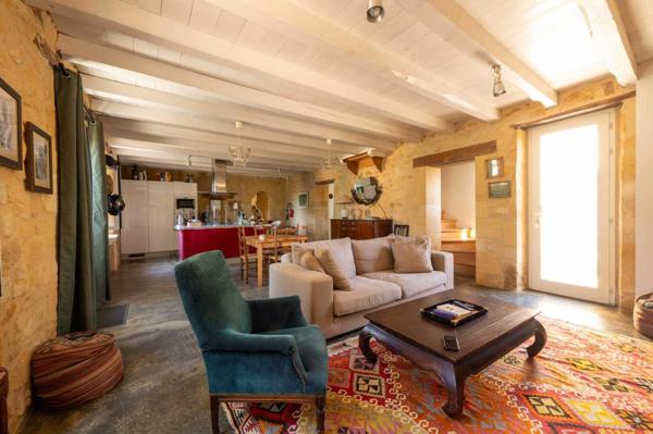 Maison ancienne - Gourdon EXCLUSIVITÉ – Propriété de caractère avec gîte, piscine et dépendances sur 1,6 hectare – Secteur Gourdon