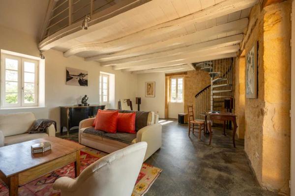 Maison ancienne - Gourdon EXCLUSIVITÉ – Propriété de caractère avec gîte, piscine et dépendances sur 1,6 hectare – Secteur Gourdon