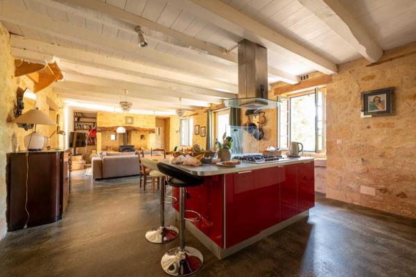 Maison ancienne - Gourdon EXCLUSIVITÉ – Propriété de caractère avec gîte, piscine et dépendances sur 1,6 hectare – Secteur Gourdon