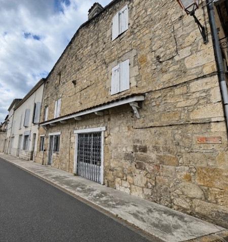 Maison à vendre 77 420 € Condom 4 p 210 m² DPE