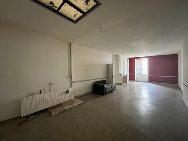 Maison à vendre 77 420 € Condom 4 p 210 m² DPE