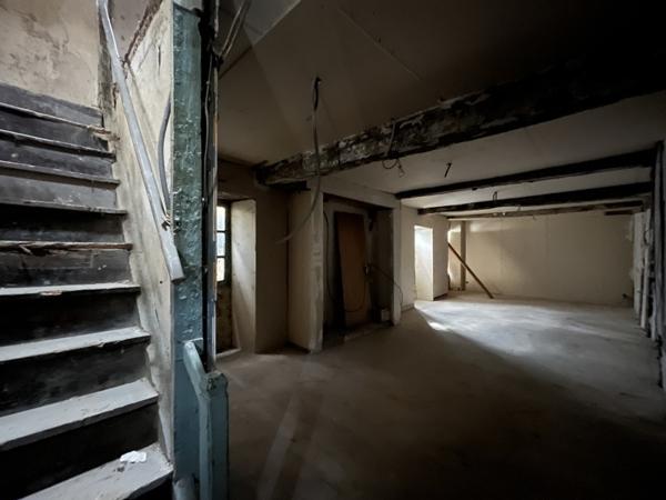 Maison à vendre 77 420 € Condom 4 p 210 m² DPE