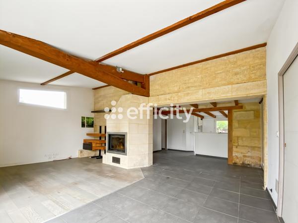 Maison
         4 pièces
        - 121 m² 245 000 € *