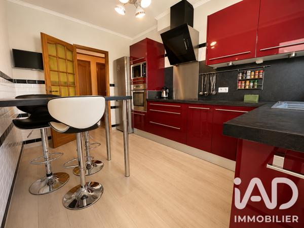 Maison à vendre 6 pièces 155 m² Morières-lès-Avignon